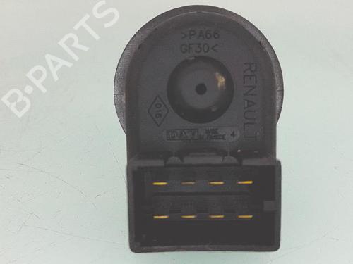 mirror-switch-renault-clio-iii-br01-cr01-2005-2006-2007-2008-2009-2010-2011-2012-2013-2014-30590919 main image