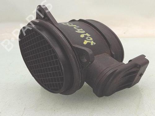 Used Mass air flow sensor Mass air flow sensor 37592674 37592674