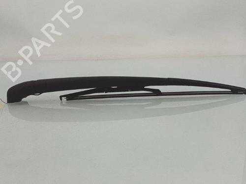 Used Rear windshield wiper arm Rear windshield wiper arm LANCIA MUSA (350_) 1.3 D Multijet (350.AXM11, 350.AXM1A, 350.AXI1A) (95 hp) 29040371 29040371