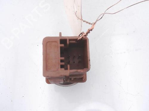 Used Warning switch Warning switch CITROËN XSARA (N1) 2.0 HDi 90 (90 hp) 25357458 25357458