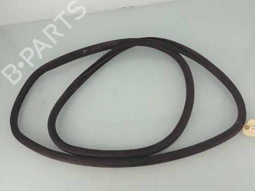 Used Rubber door seal PEUGEOT 308 II (LB_, LP_, LW_, LH_, L3_) 1.6 BlueHDi 120 (120 hp) 25352825