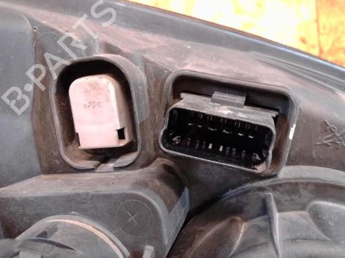 Used Left headlight PEUGEOT 607 (9D, 9U) 2.2 HDi (133 hp) 25367340