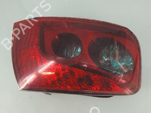 Used Left taillight PEUGEOT 407 (6D_) 2.0 HDi 135 (6DRHRH, 6DRHRE, 6DRHRG, 6DRHRJ) (136 hp) 25356232