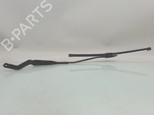 Front windshield wiper arm PEUGEOT 106 II (1A_, 1C_) 1.1 i | BP30726110C143