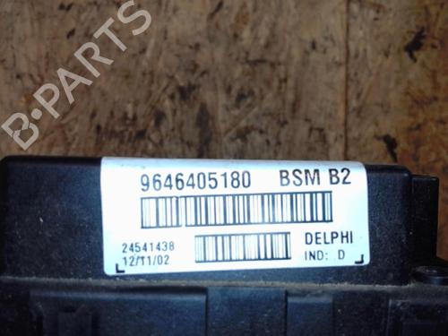 Used Fuse box Fuse box PEUGEOT 206 Hatchback (2A/C) 1.1 i (60 hp) 25370383 25370383