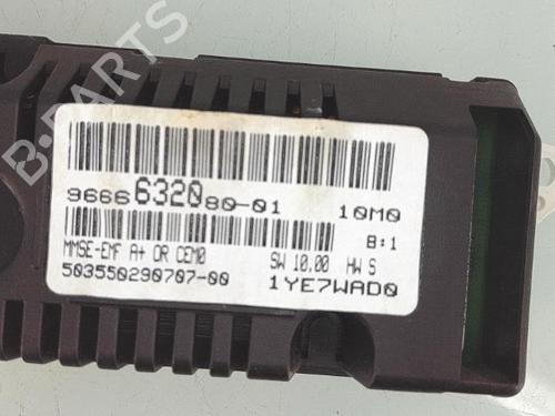 Used Display monitor Display monitor PEUGEOT 308 I (4A_, 4C_) 1.6 HDi (92 hp) 27558240 27558240