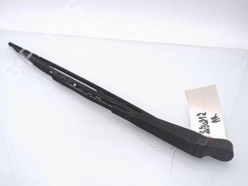 Used Rear windshield wiper arm PEUGEOT 106 II (1A_, 1C_) 1.1 i (60 hp) 25372423