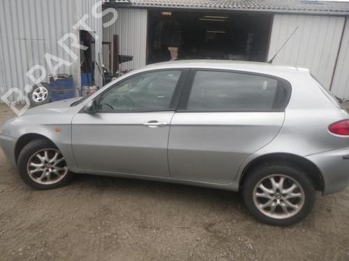 Right headlight ALFA ROMEO 147 (937_) 1.9 JTD 16V (937.AXG1B, 937.BXG1B) | BP25349812C29 