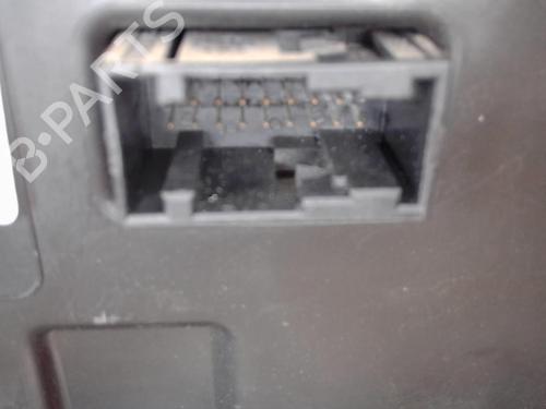 Used Instrument cluster Instrument cluster 25365408 25365408