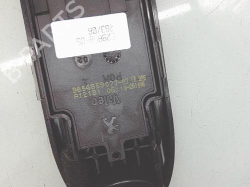 Used Left front window switch Left front window switch 37085684 37085684