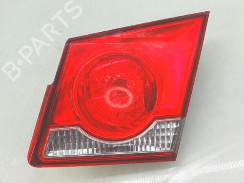 Used Left tailgate light Left tailgate light CHEVROLET CRUZE (J300) [2009-2026] 33990981 33990981