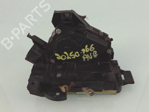 Venstre foran lås FORD FOCUS I (DAW, DBW) 1.8 TDCi (115 hp) 25370773