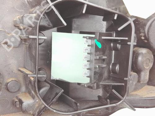 lamp-holder-opel-corsa-d-s07-2006-2007-2008-2009-2010-2011-2012-2013-2014-2015-31760556 main image