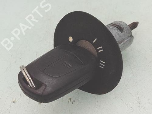 Used Ignition barrel OPEL MERIVA A MPV (X03) 1.6 (E75) (105 hp) 32395331