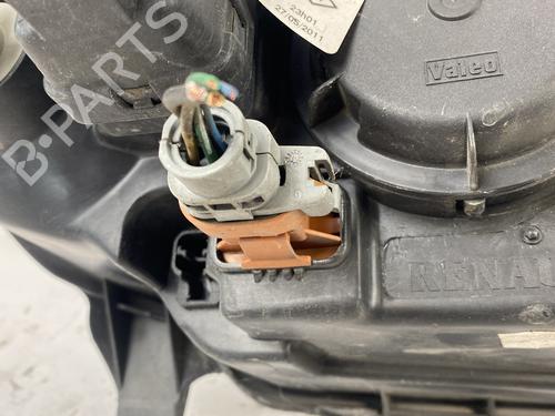 Left headlight RENAULT MEGANE I (BA0/1_) 1.9 dCi (BA05, BA1F) | BP25372211C28 