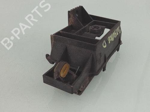 Used Front right interior door handle Front right interior door handle RENAULT RAPID Box Body/MPV (F40_, G40_) 1.4 (F40D) (79 hp) 26892474 26892474