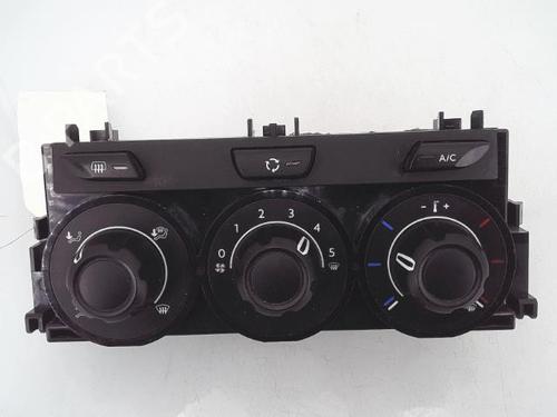 AC Styreenhet / Manøvreringsenhet CITROËN C3 II (SC_) 1.2 VTi 82 (82 hp) 25353753