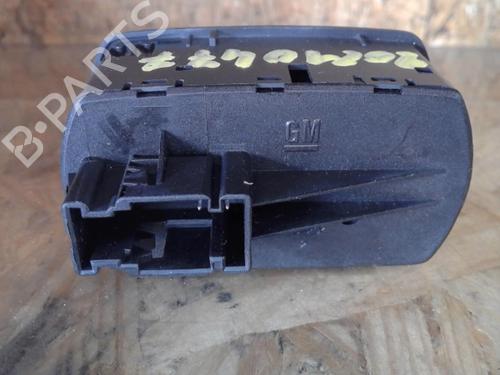 Used Switch Switch OPEL CORSA D (S07) 1.3 CDTI (L08, L68) (90 hp) 25358372 25358372