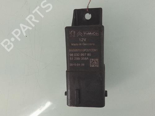 Used Electronic module PEUGEOT 308 II (LB_, LP_, LW_, LH_, L3_) 1.6 BlueHDi 120 (120 hp) 25371421
