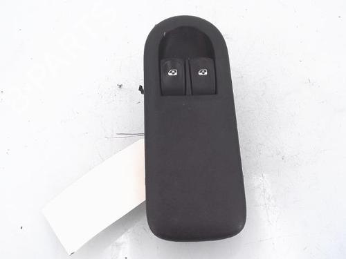 Used Left front window switch RENAULT CLIO III (BR0/1, CR0/1) 1.5 dCi (C/BR0G, C/BR1G) (68 hp) 25350235