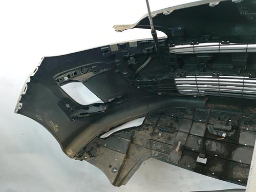 Used Front bumper Front bumper 33700907 33700907