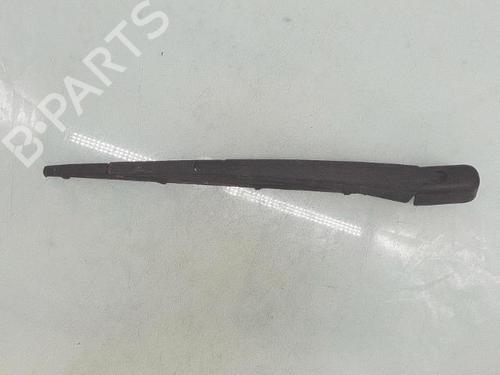 Used Rear windshield wiper arm Rear windshield wiper arm 39213902 39213902