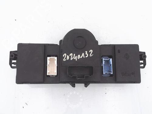 Climate control RENAULT CLIO III (BR0/1, CR0/1) 1.5 dCi (BR17, CR17) | BP25350358I5 