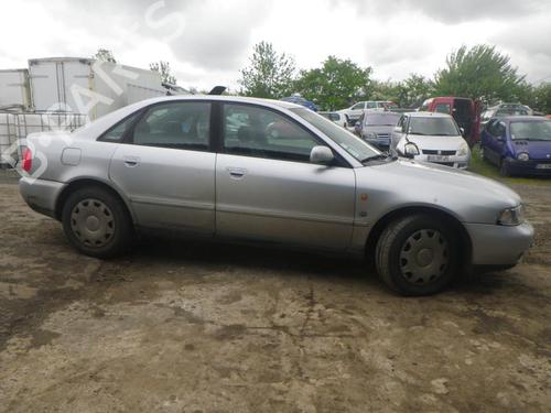 Højre baglygte AUDI A4 B5 (8D2) 1.9 TDI | BP25350861C35