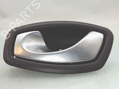 Used Front left interior door handle RENAULT LAGUNA III (BT0/1) 1.5 dCi (BT00, BT0A, BT0T, BT1J) (110 hp) 31853706