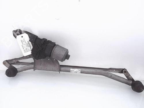 Used Front wiper motor DACIA SANDERO 1.2 16V (75 hp) 25353302