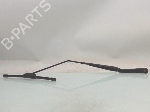 front-windshield-wiper-arm-nissan-juke-f15-2010-2011-2012-2013-2014-2015-2016-2017-2018-2019-36095895 main image