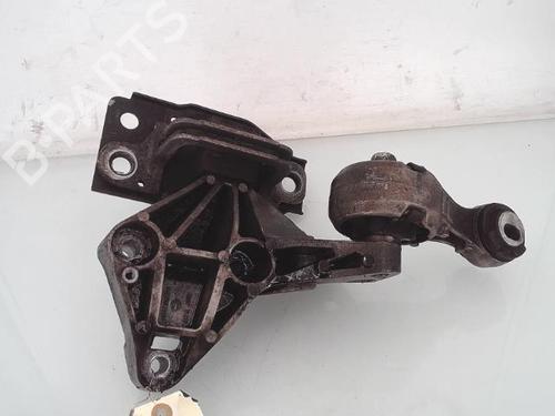 Used Engine mount NISSAN QASHQAI I (J10, NJ10) 1.5 dCi (106 hp) 25368521
