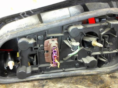 Used Left taillight PEUGEOT 306 Hatchback (7A, 7C, N3, N5) 2.0 HDI 90 (90 hp) 25359619