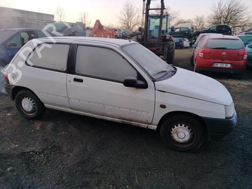 Left headlight RENAULT CLIO I (B/C57_, 5/357_) 1.2 (B/C/S577) | BP25367282C28 
