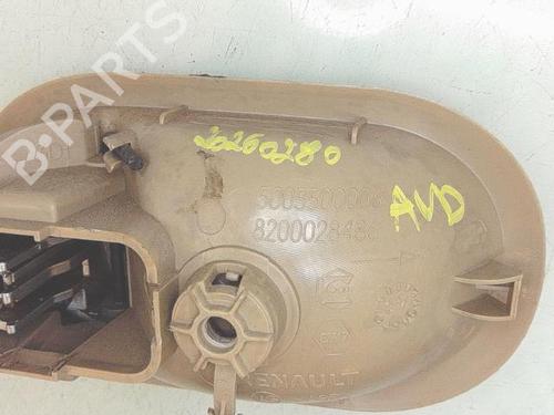 front-right-interior-door-handle-renault-scenic-ii-jm01_-2003-2004-2005-2006-2007-2008-2009-2010-38009816 main image