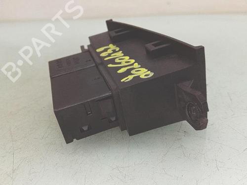 Used Warning switch Warning switch SUZUKI SWIFT IV (FZ, NZ) 1.2 (AZH412, ZC72S) (94 hp) 40537981 40537981