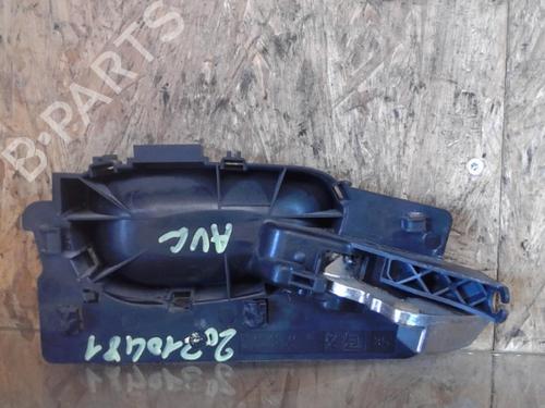 Venstre foran invendig håndtak PEUGEOT 307 (3A/C) 2.0 HDi 110 (107 hp) 25364312