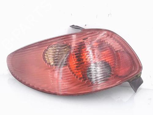 Venstre baglygte PEUGEOT 206 Hatchback (2A/C) 1.4 HDi eco 70 (68 hp) 25354212