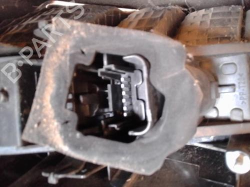 Used Right taillight RENAULT SCÉNIC II (JM0/1_) 1.5 dCi (JM02, JM13) (101 hp) 25373522