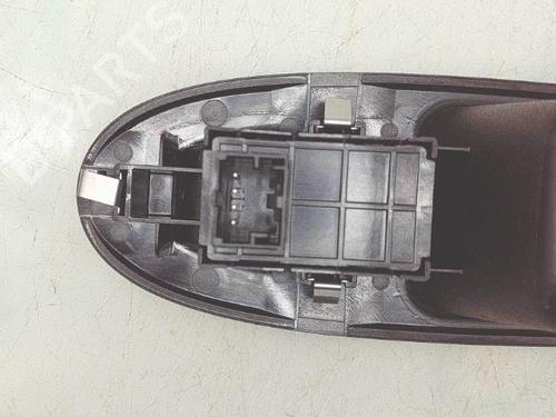 Right rear window switch FIAT 500L (351_, 352_) 0.9 (199LYC1B) | BP40011511I28 - Image 2