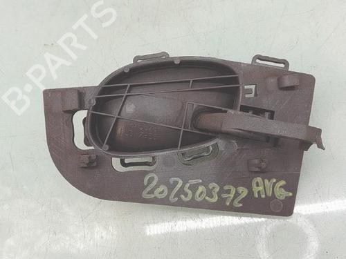 Used Front left interior door handle Front left interior door handle PEUGEOT 206 Hatchback (2A/C) 1.4 i (75 hp) 33214625 33214625