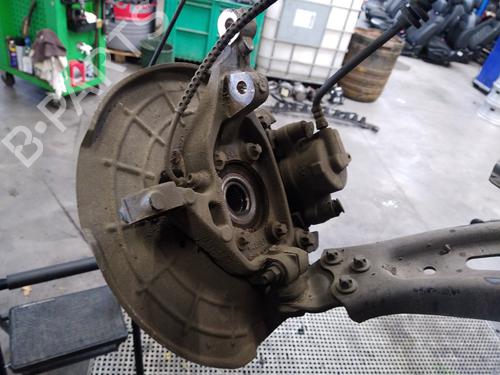 Used Left front steering knuckle FIAT 500X (334_) 1.6 D Multijet (334AXA1B, 334AXA11) (120 hp) 30491328