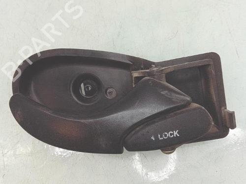 Used Front right interior door handle Front right interior door handle 37203428 37203428