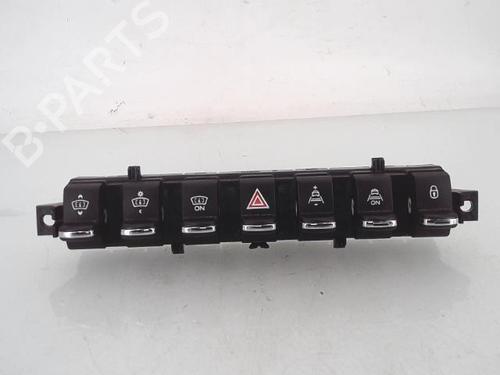 Used Warning switch PEUGEOT 3008 I MPV (0U_) 2.0 HDi (163 hp) 25353784