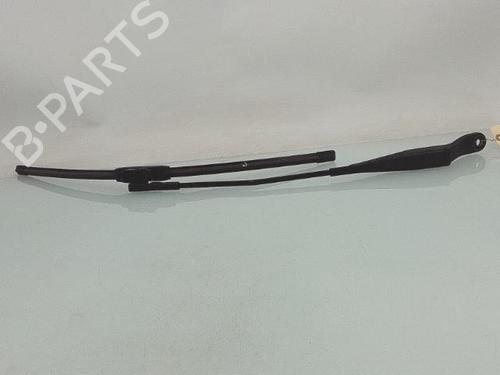 Used Front windshield wiper arm PEUGEOT 207 (WA_, WC_) 1.4 16V (88 hp) 29301022