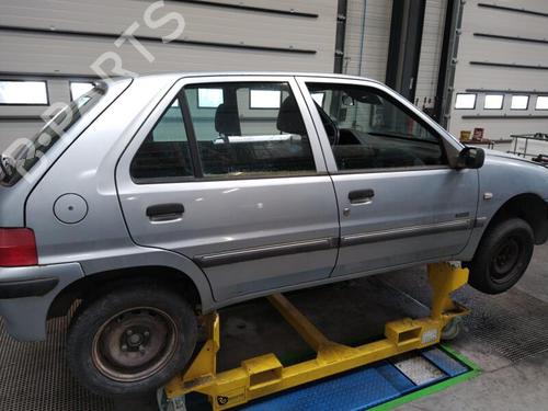 Høyre bak invendig håndtak PEUGEOT 106 II (1A_, 1C_) 1.1 i | BP25363939I16 