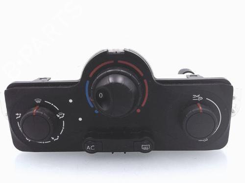 Commande Chauffage RENAULT CLIO III (BR0/1, CR0/1) 1.5 dCi (BR17, CR17) (86 hp) 25354762