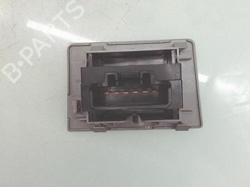 Switch LEXUS IS II (_E2_) 220d (ALE20) | BP31951043I30