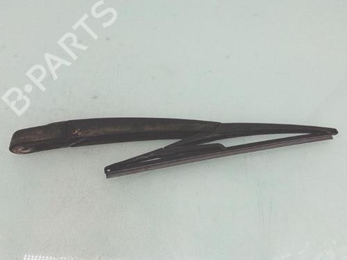 Used Rear windshield wiper arm Rear windshield wiper arm RENAULT CLIO II (BB_, CB_) 1.2 (BB0A, BB0F, BB10, BB1K, BB28, BB2D, BB2H, CB0A,... (58 hp) 30520303 30520303