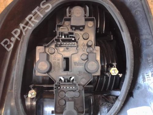 Venstre baglygte RENAULT SCÉNIC I MPV (JA0/1_, FA0_) 1.9 dCi (JA05, JA1F) (102 hp) 25366691